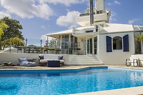 National Award Winner with Stunning View