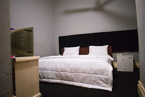 Whitehouse Exclusive Guest House