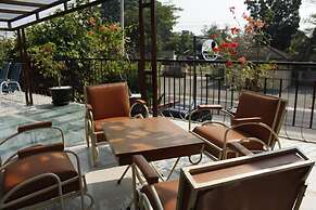 Omah Njonja Bed & Brasserie