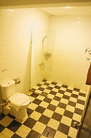 Omah Njonja Bed & Brasserie