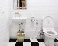 Omah Njonja Bed & Brasserie