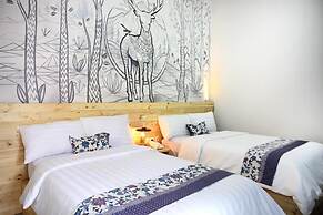 Omah Njonja Bed & Brasserie