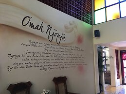 Omah Njonja Bed & Brasserie