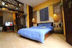 Tuti Lakeside Homestay