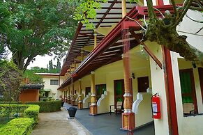 Miridiya Lake Resort