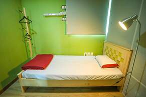 Midtown Hostel