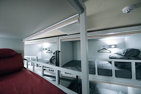 Midtown Hostel