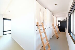 J-Hoppers Lake Biwa Guesthouse - Hostel