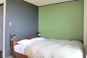 J-Hoppers Lake Biwa Guesthouse - Hostel