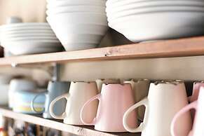 J-Hoppers Lake Biwa Guesthouse - Hostel