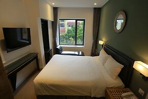 Vyhouse Hanoi Hotel