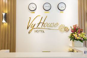 Vyhouse Hanoi Hotel