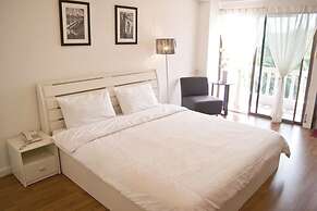 Good Houses Apartment