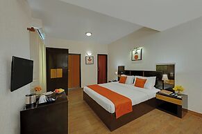 8fold-Pinecrest By LaRiSa, Bhimtal