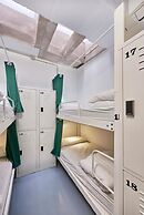 Hola Hostal Collblanc - Hostel
