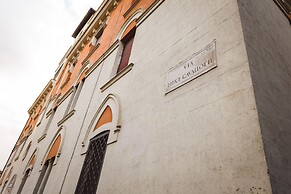 Angelina Rooms in Rome