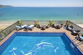 Seashore Hotel & Apartment