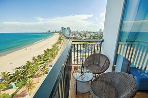 Seashore Hotel & Apartment