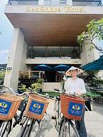 Seashore Hotel & Apartment