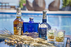 Seashore Hotel & Apartment