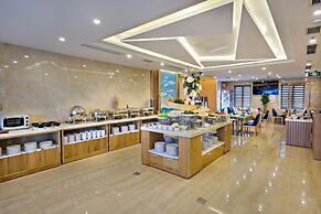 Seashore Hotel & Apartment