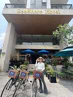 Seashore Hotel & Apartment