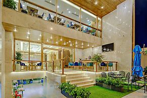 Seashore Hotel & Apartment