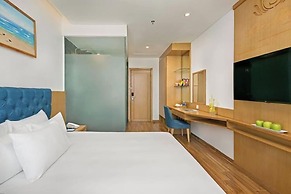 Seashore Hotel & Apartment