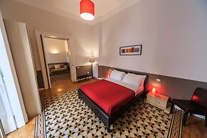 SpaccaNapoli Comfort Suites