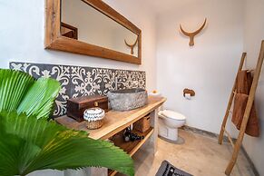 Villa Makasih by Villa Finder