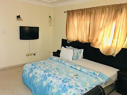 Hymax Grace Hotel and Suites