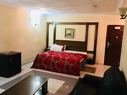 Hymax Grace Hotel and Suites
