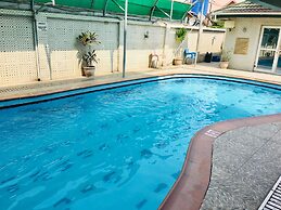 Hymax Grace Hotel and Suites