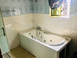Hymax Grace Hotel and Suites