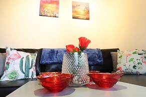 ICC Arena Fiveways Central Apartment