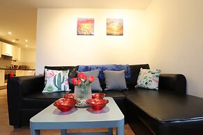 ICC Arena Fiveways Central Apartment