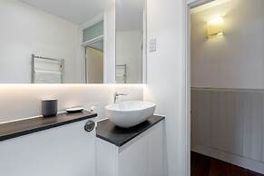 Vauxhall Park Views - 2 Bed Flat by BaseToGo