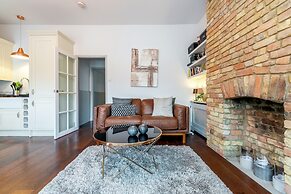 Vauxhall Park Views - 2 Bed Flat by BaseToGo