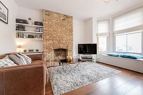 Vauxhall Park Views - 2 Bed Flat by BaseToGo