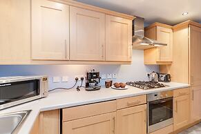 The Bateman's Shoreditch 2 Bed Flat by BaseToGo