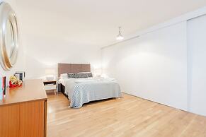 The Bateman's Shoreditch 2 Bed Flat by BaseToGo