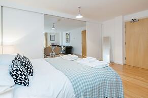 The Bateman's Shoreditch 2 Bed Flat by BaseToGo