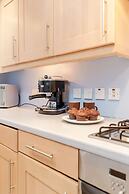 The Bateman's Shoreditch 2 Bed Flat by BaseToGo