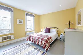 Vauxhall Oasis - 3 Bed House by BaseToGo