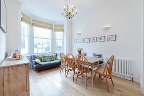 Vauxhall Oasis - 3 Bed House by BaseToGo