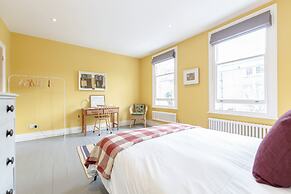 Vauxhall Oasis - 3 Bed House by BaseToGo