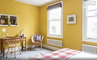 Vauxhall Oasis - 3 Bed House by BaseToGo