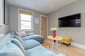 Vauxhall Oasis - 3 Bed House by BaseToGo