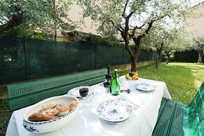 Desenzanoloft – Palm Garda Beach