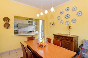 Desenzanoloft – Palm Garda Beach